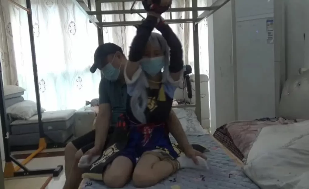 【琳媚】COS 神华 过膝白袜 捆绑tk (6).webp