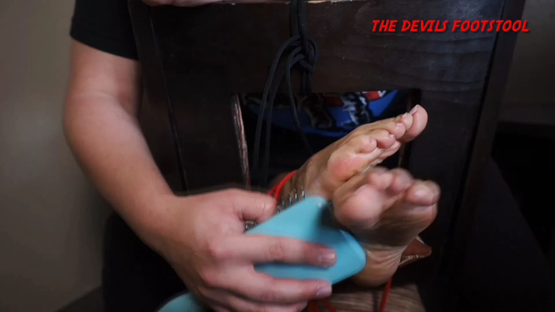 TheDevilsFootstool – Angelica’s Chair Tickle.mp4_snapshot_14.18.333.webp