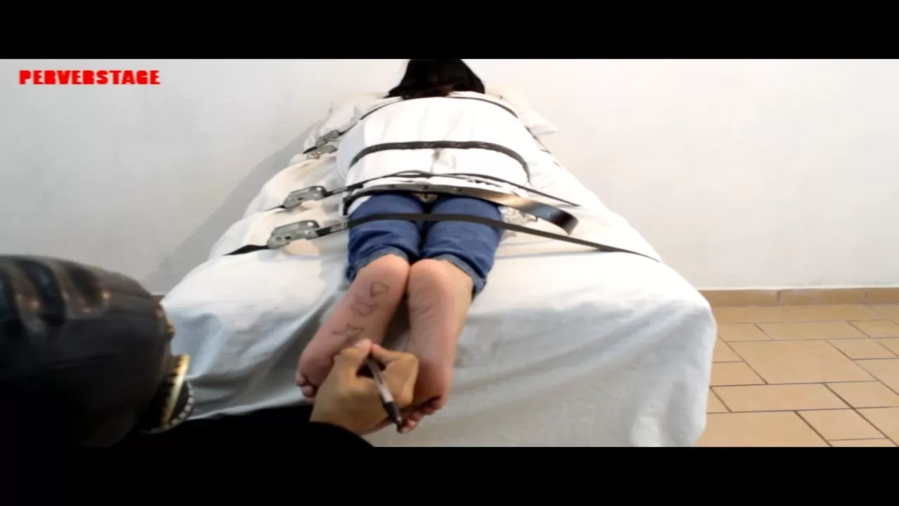 Perverstage - Bambina Avvolta.mp4_snapshot_05.23.239.webp