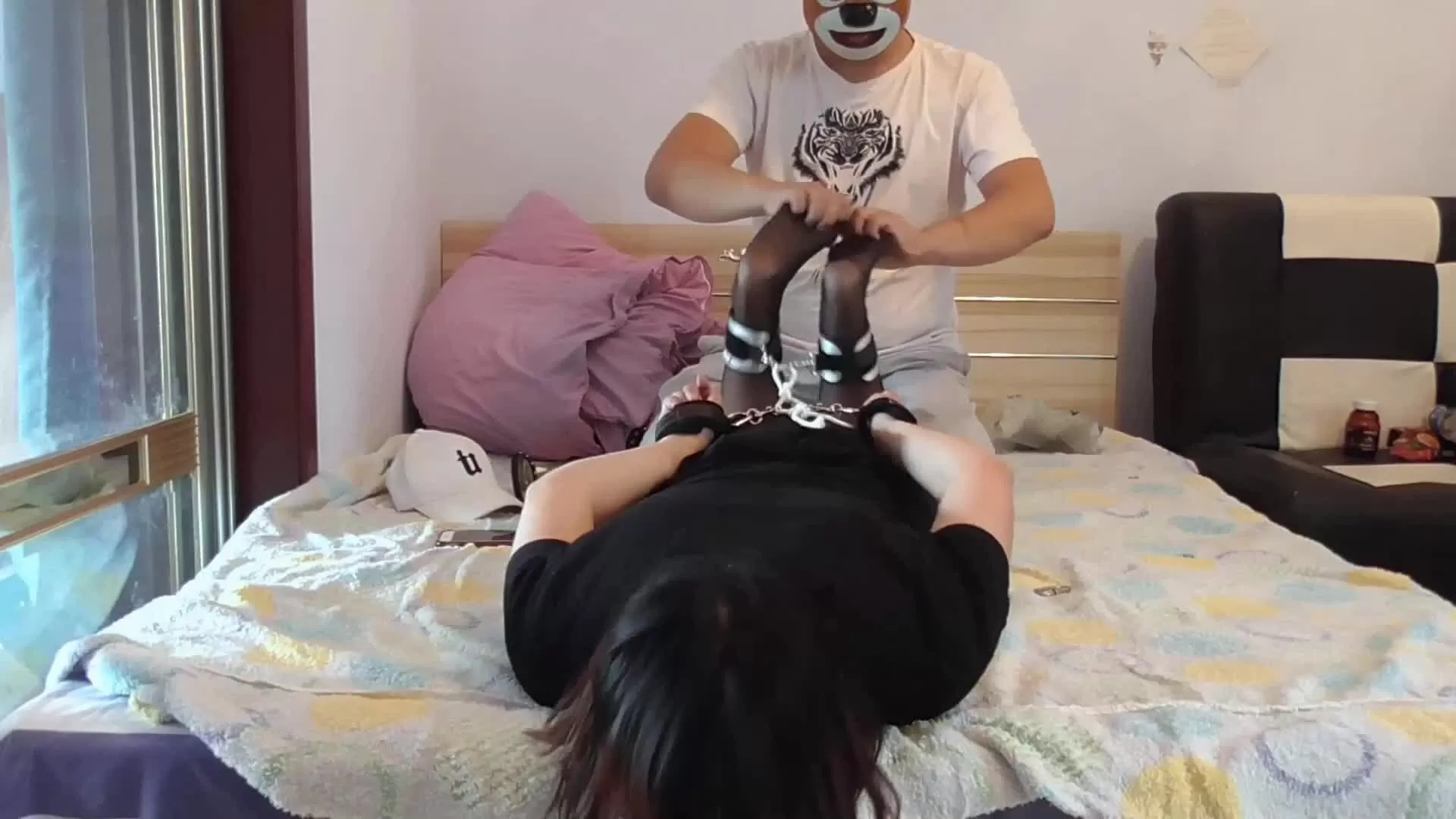 熊大原创 戴帽子的女孩_15_2.webp