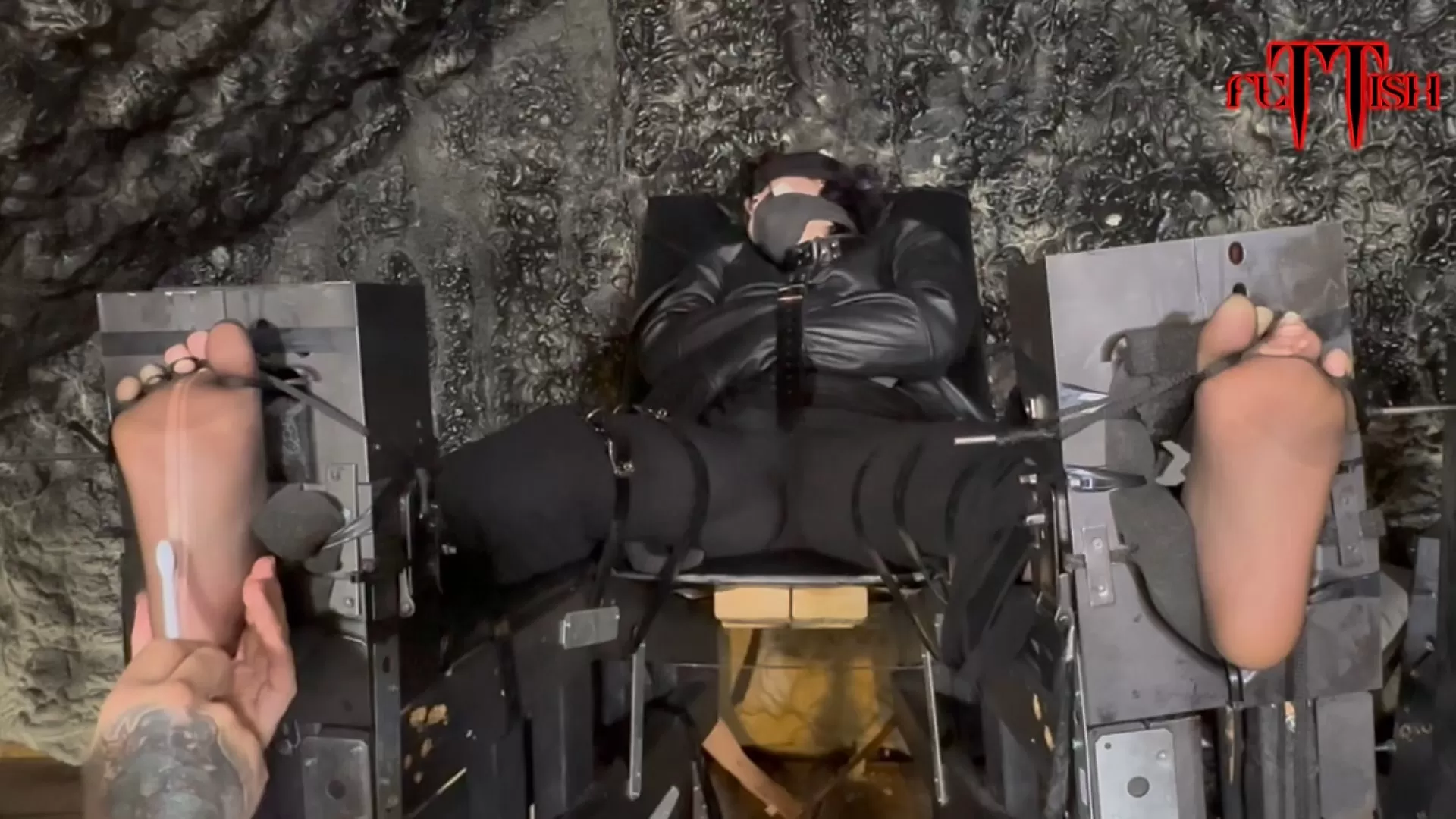 Fettish – Tickle Therapy – Amecia Maximum Punishment.mp4_snapshot_03.20.000.webp