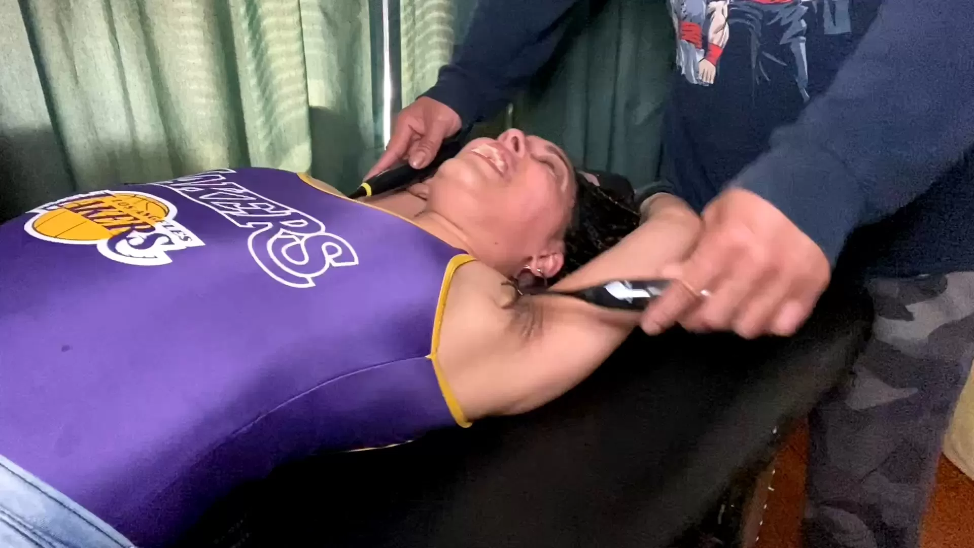 TheBKTickler – Myss Klassie’s Tickle Table Debut.mp4_snapshot_12.35.000.webp