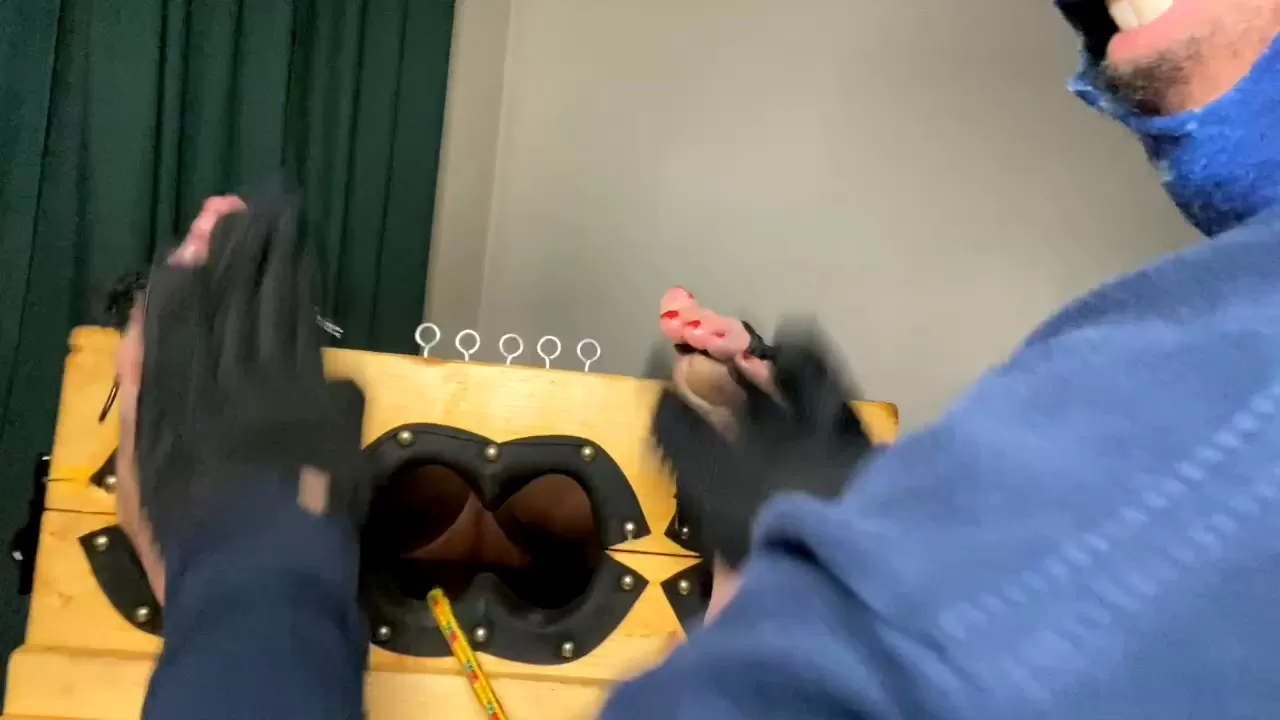 TheBKTickler – THE TICKLE ASYLUM BELLA INK – UNCUT.mp4_snapshot_11.27.000.webp