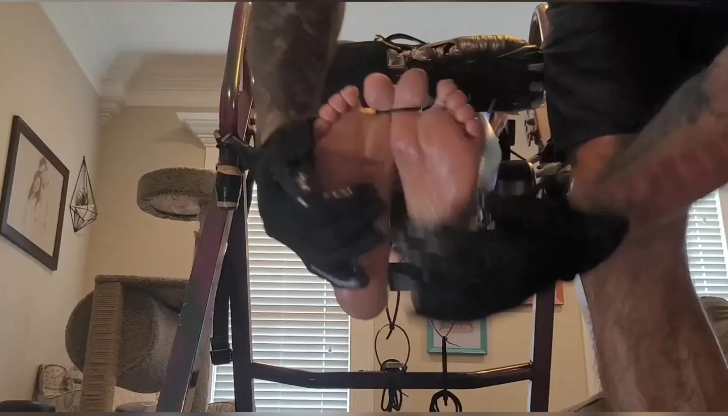 Fettish – Brigitte – Tickle Totter.mp4_snapshot_08.27.000.webp