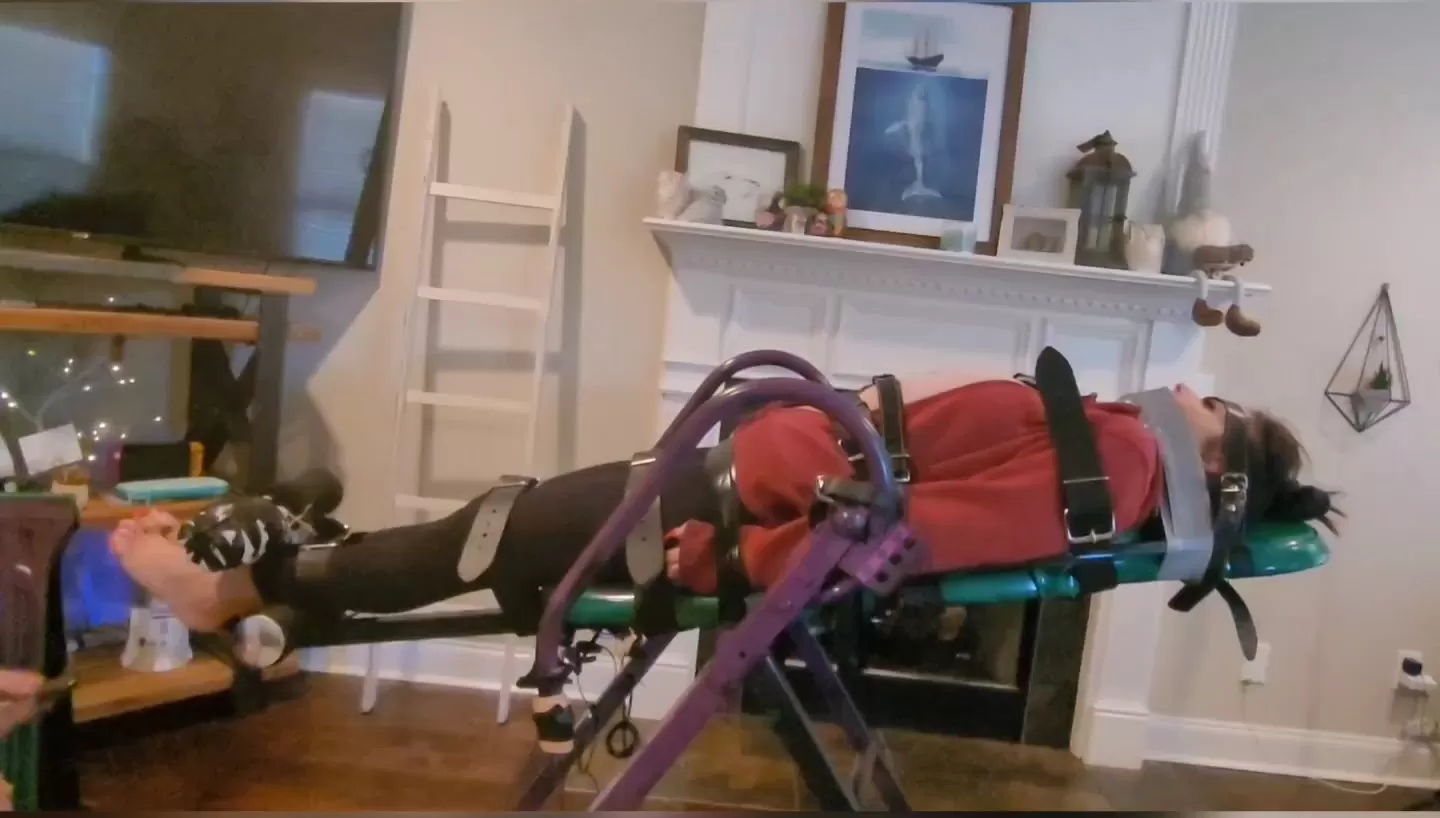 Fettish – Tickle Totter – Lil Mizz Unique.mp4_snapshot_01.53.000.webp