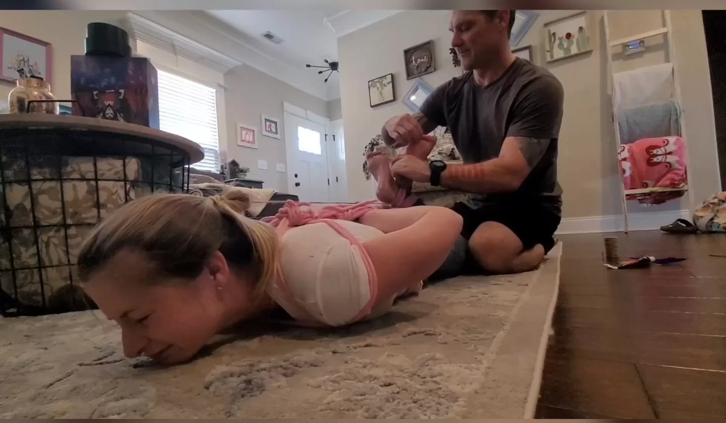 Fettish – Tickle Trivia.mp4_snapshot_09.11.378.webp