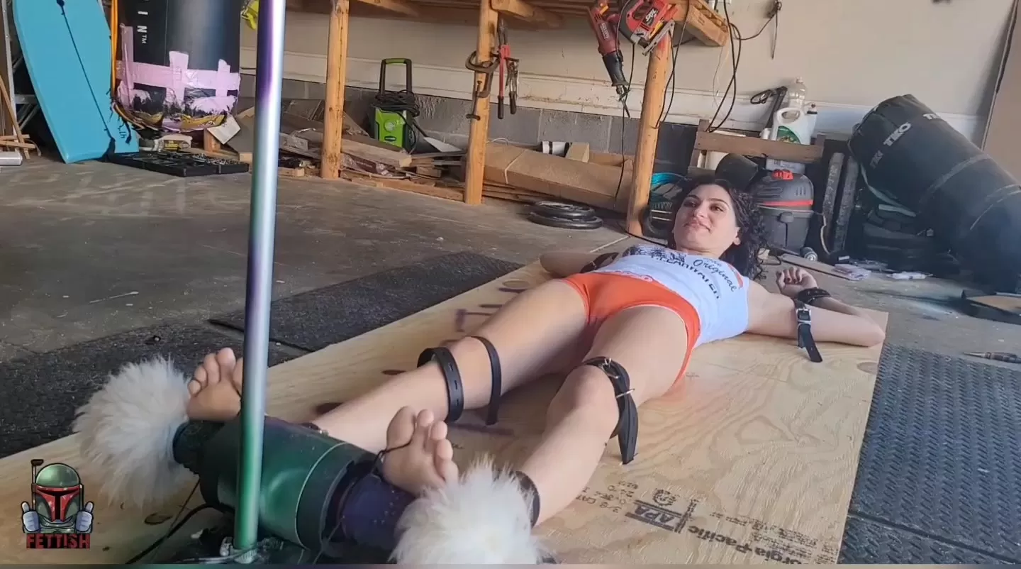 Fettish – Board Room Meeting – Bella Luxx.mp4_snapshot_00.23.000.webp