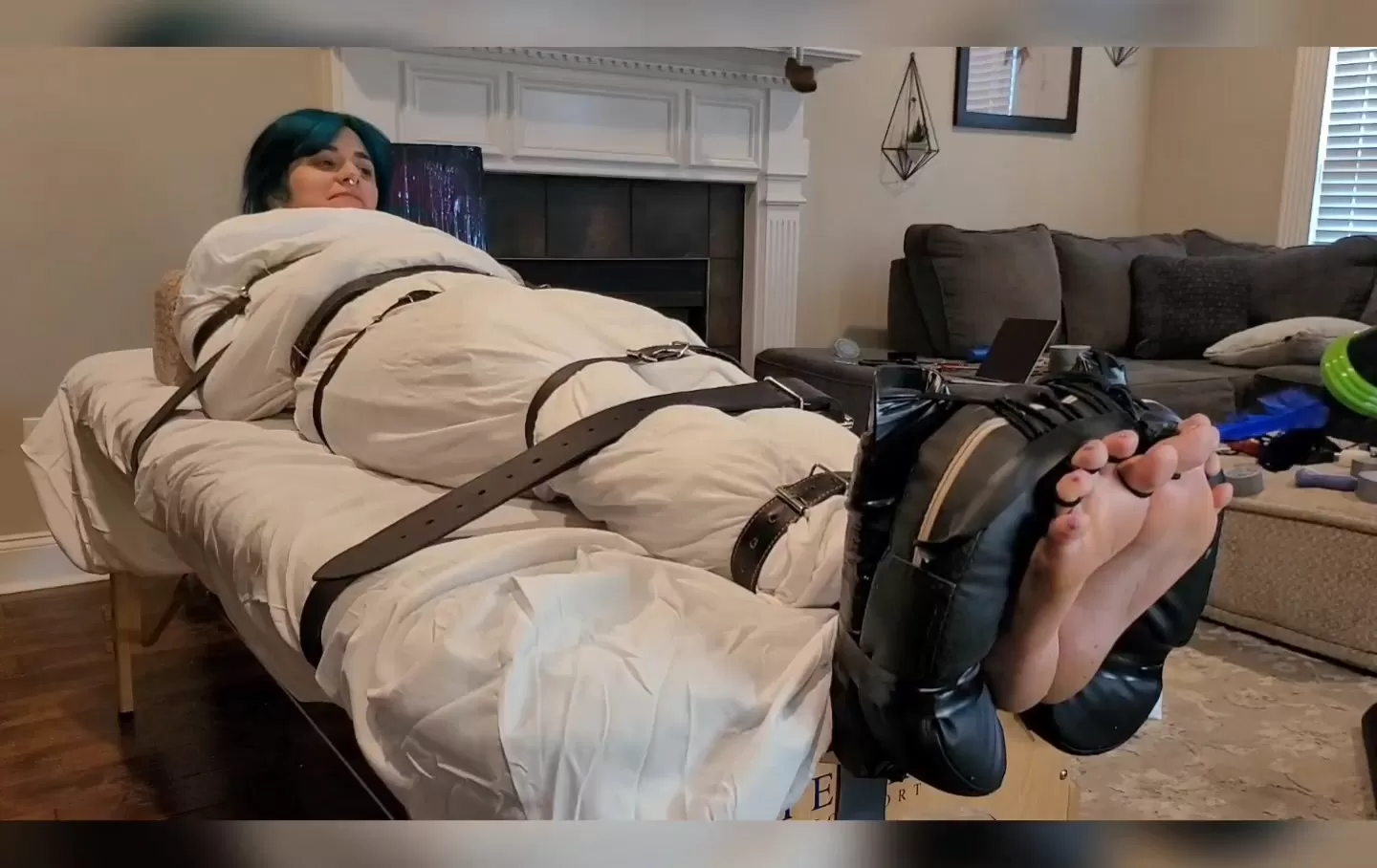 Fettish – Mia – Tickle Table – Squealing Sequel.mp4_snapshot_00.52.572.webp