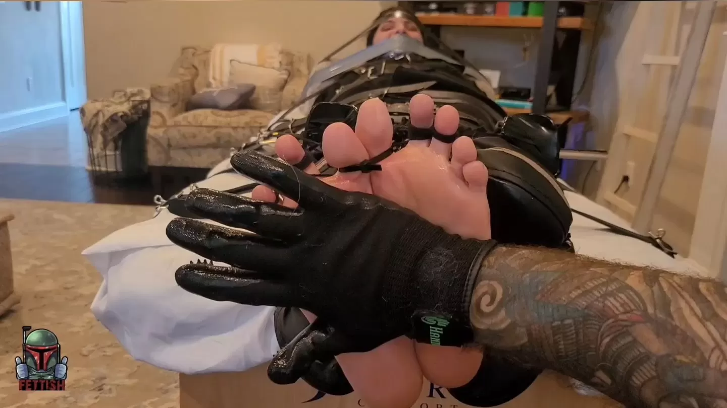 Fettish – No Safeword – Bella Luxx.mp4_snapshot_07.31.000.webp