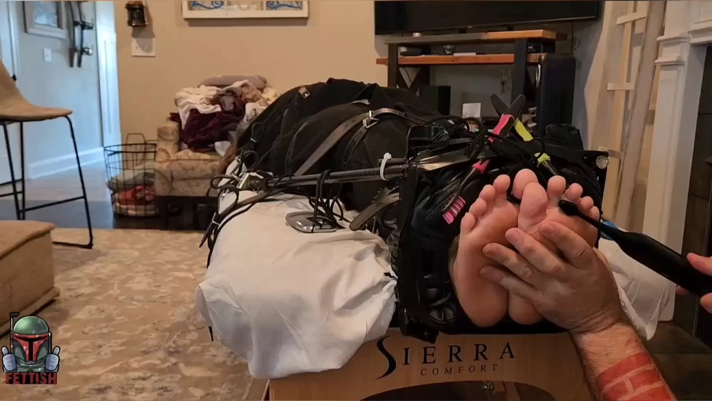 Fettish – No Safeword – Liz River.mp4_snapshot_12.16.000.webp