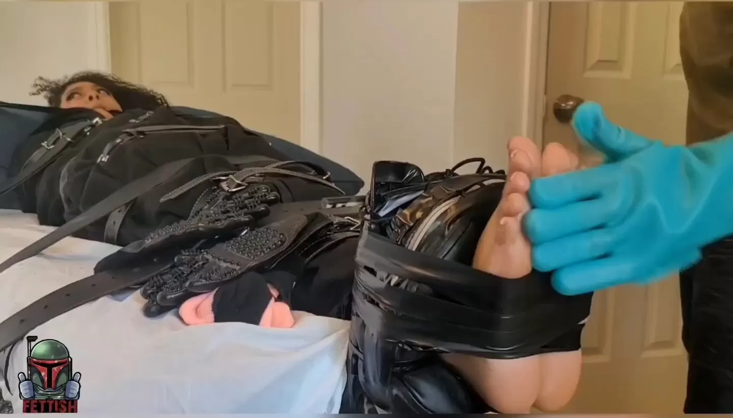 Fettish – No Safeword – Princess Sophia.mp4_snapshot_09.43.000.webp