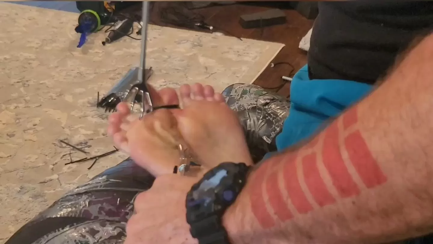 Fettish – Ticklemania 7.mp4_snapshot_11.35.000.webp