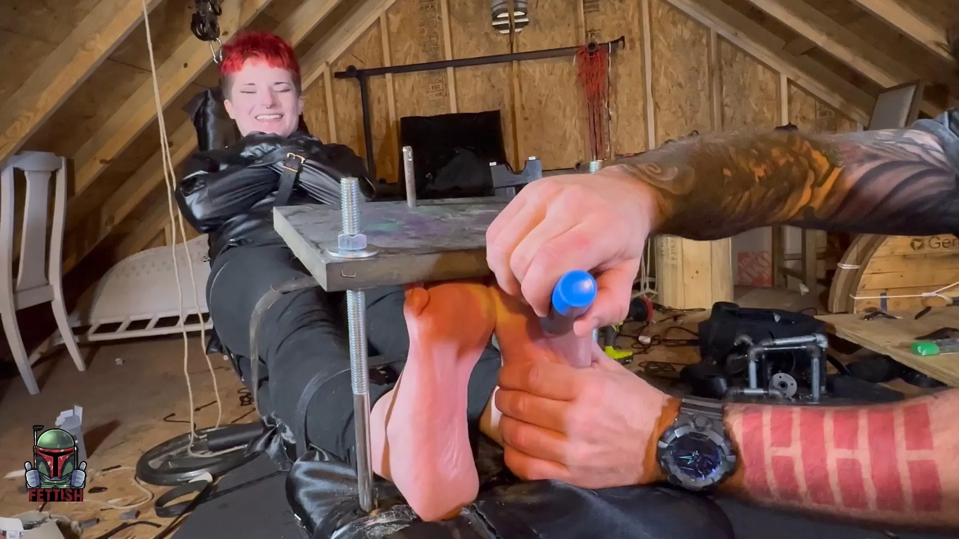 Fettish – Bench Press – Gwen.mp4_snapshot_12.30.033.webp