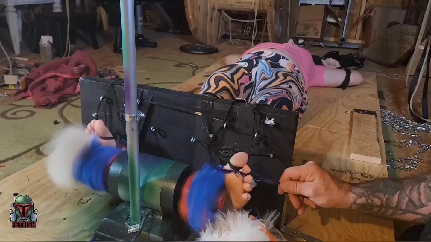 Fettish – Board Room Meeting – Kendra Lynn.mp4_snapshot_06.34.000.webp