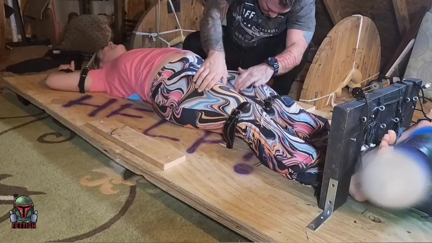 Fettish – Board Room Meeting – Kendra Lynn.mp4_snapshot_08.39.000.webp