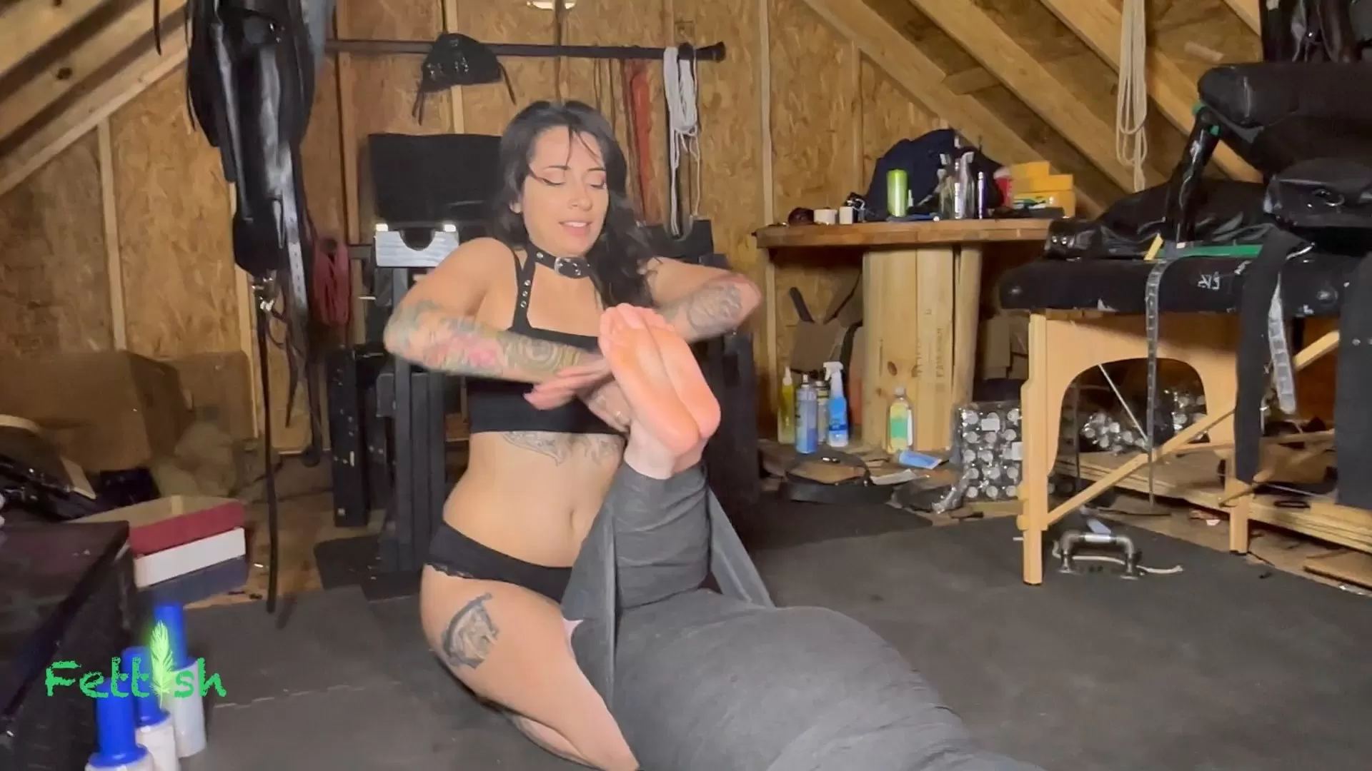 Fettish – Hogtied Tickle Worship.mp4_snapshot_02.35.000.webp