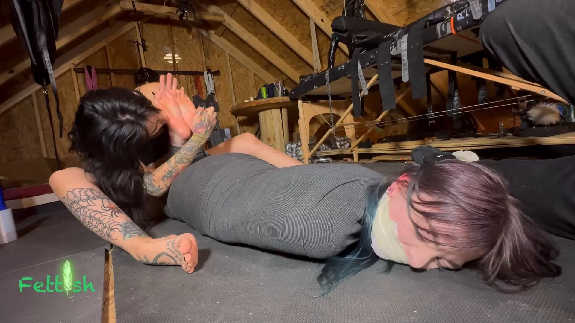 Fettish – Hogtied Tickle Worship.mp4_snapshot_15.25.033.webp