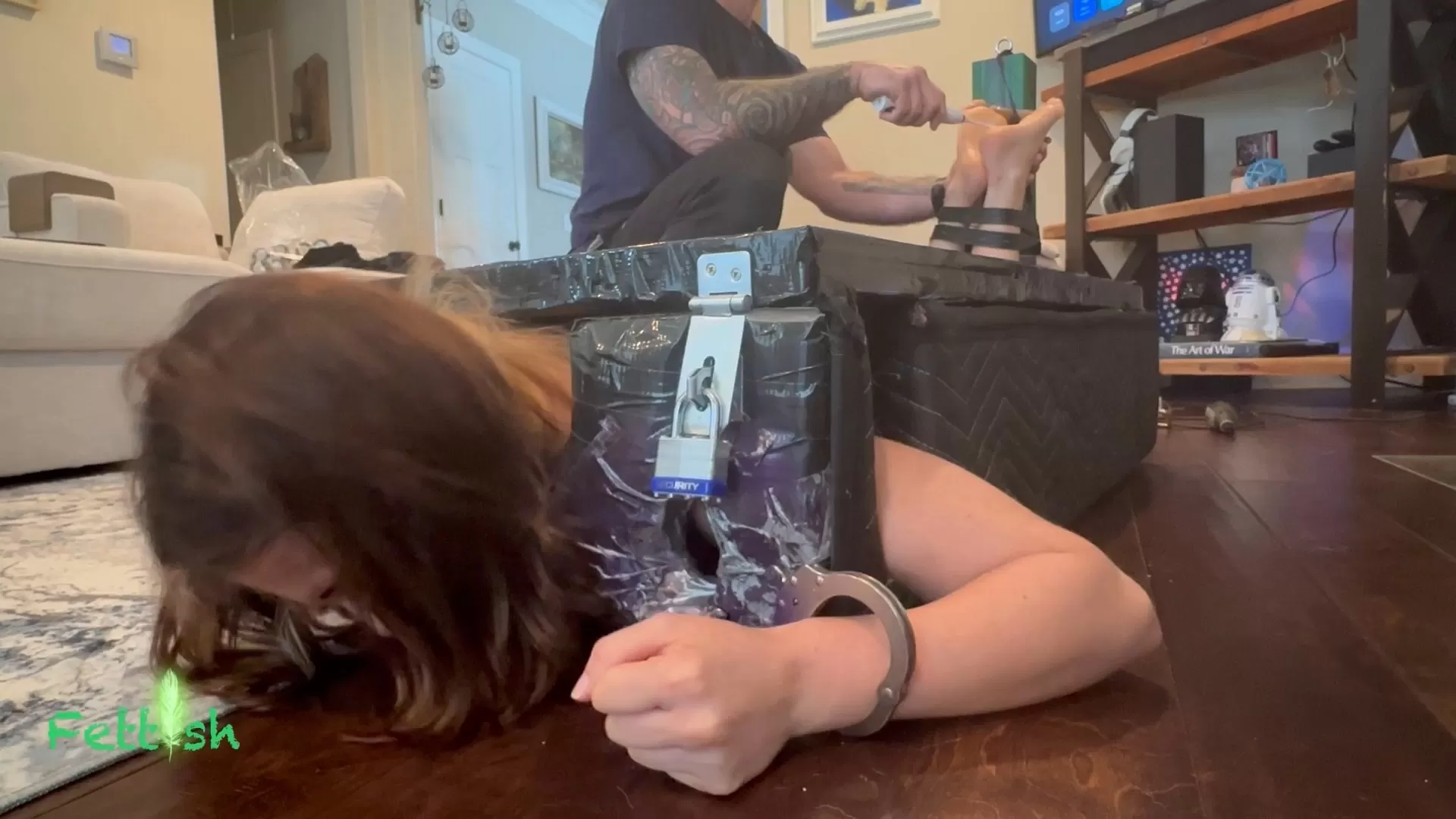 Fettish – HOSTickEL- Layla.mp4_snapshot_08.44.000.webp