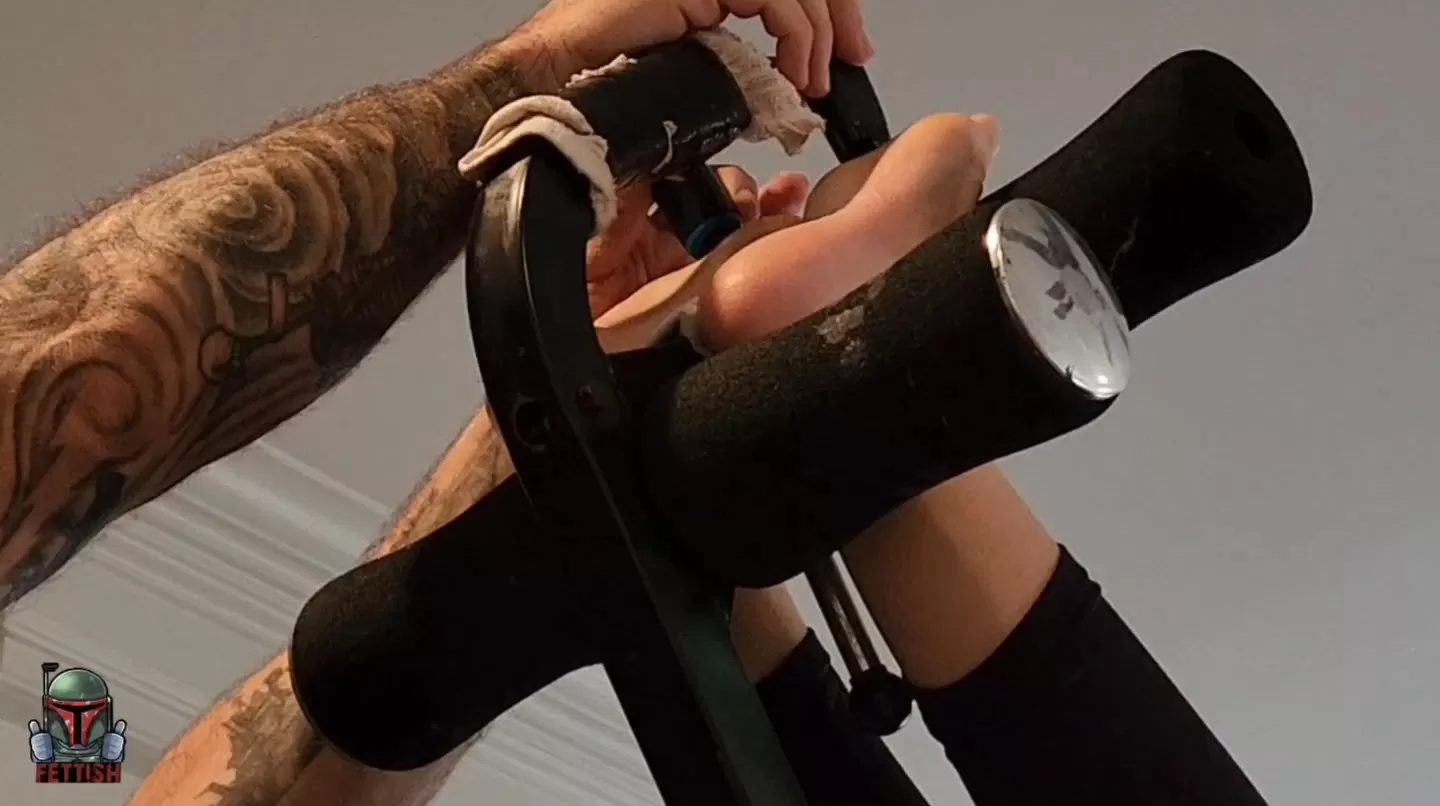 Fettish – Invertickle – Paige Erin Turner.mp4_snapshot_06.54.000.webp