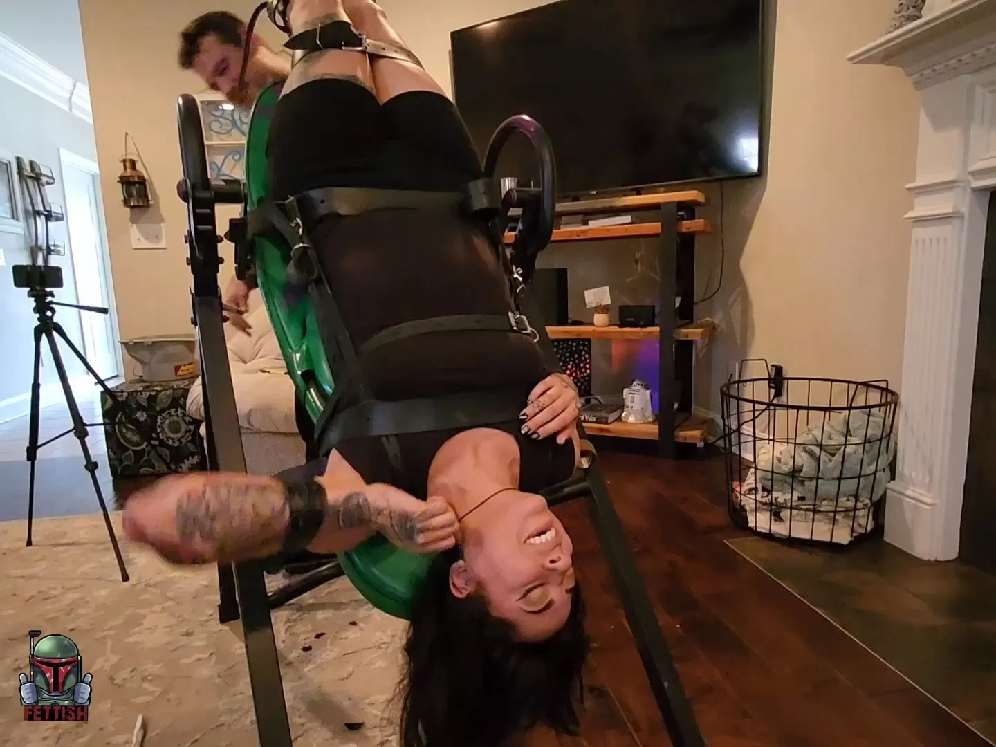 Fettish – Invertickle – Skull Candy Bri.mp4_snapshot_09.43.994.webp