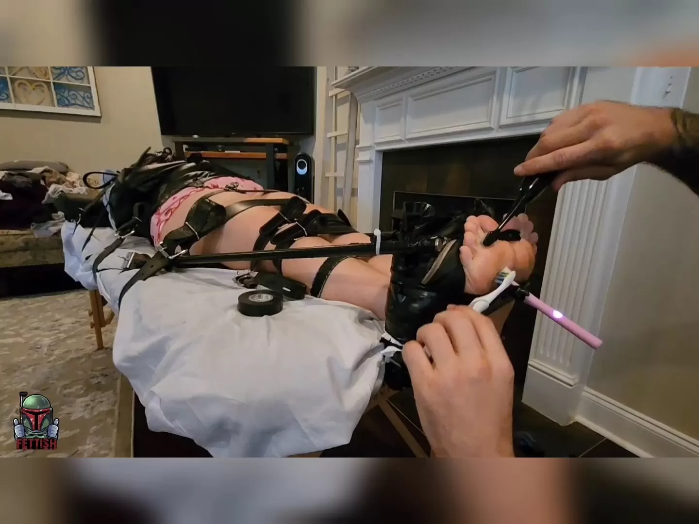 Fettish – Totally Helpless – Liz River (1).mp4_snapshot_13.28.991.webp