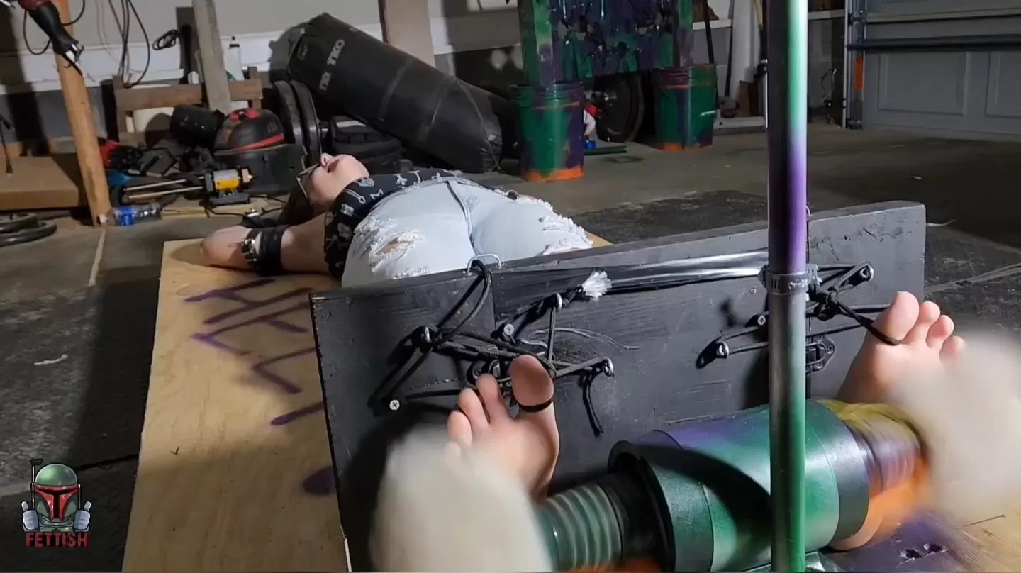 Fettish – Board Room Meeting – Juniper Vixen.mp4_snapshot_05.43.000.webp