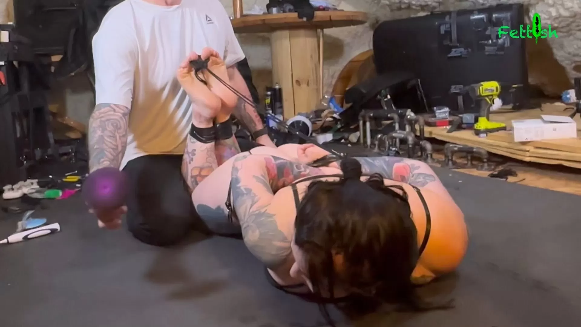 Fettish – Lickle – Kylie Moone Double Teamed!.mp4_snapshot_03.36.666.webp