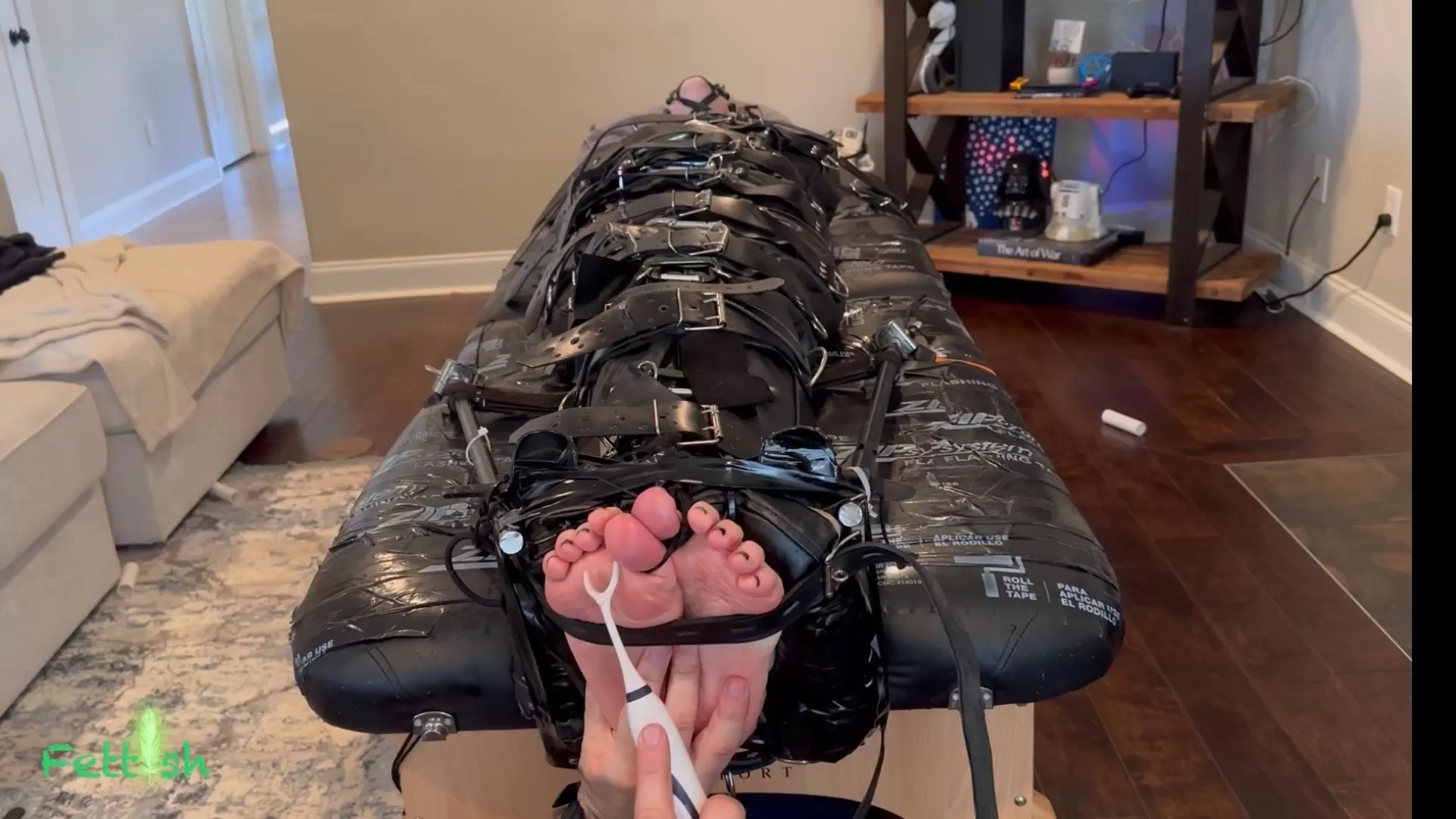 Fettish – No Escape – Connie.mp4_snapshot_42.55.000.webp