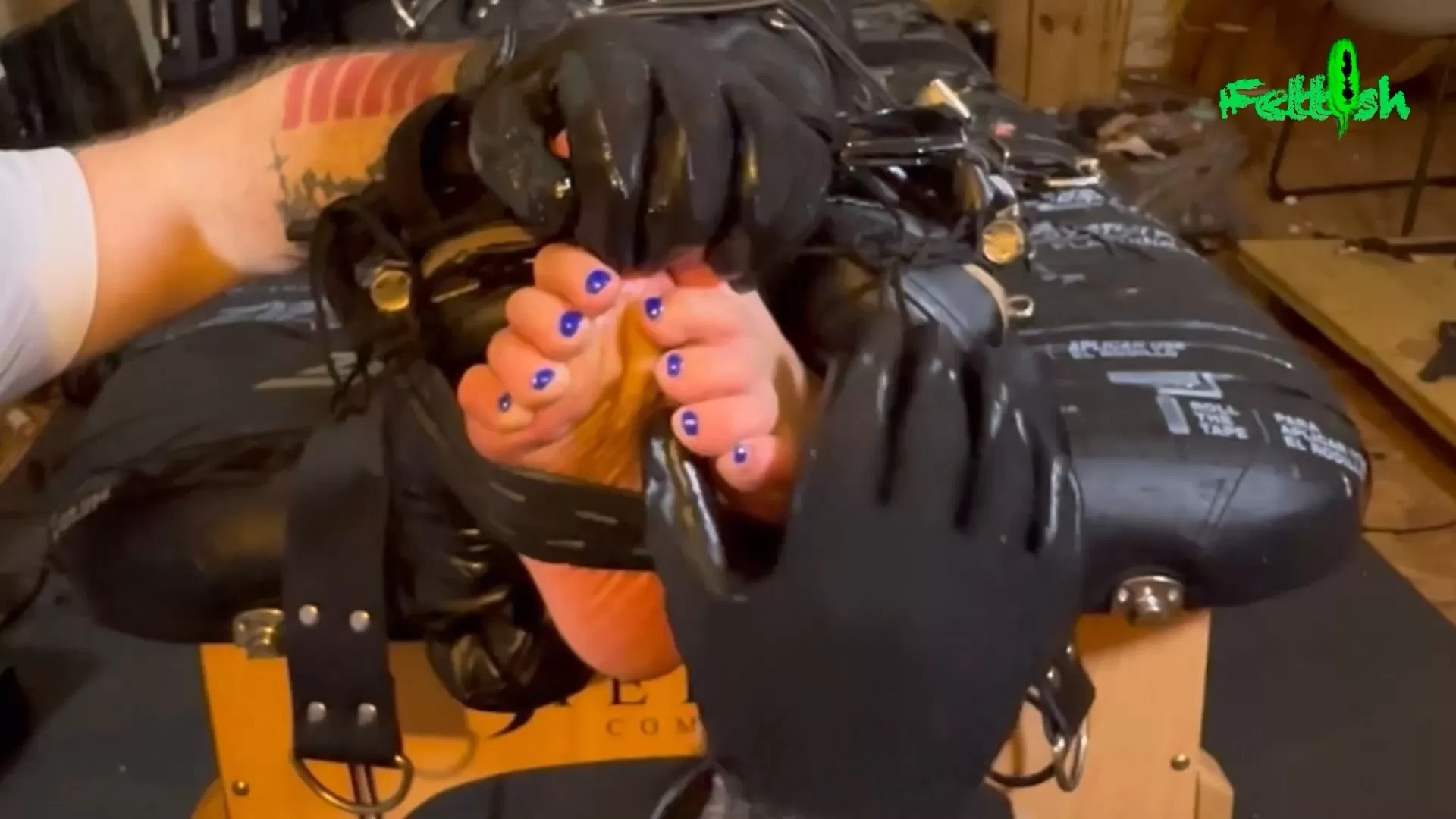 Fettish – No Escape – Skylar Calico.mp4_snapshot_16.15.000.webp