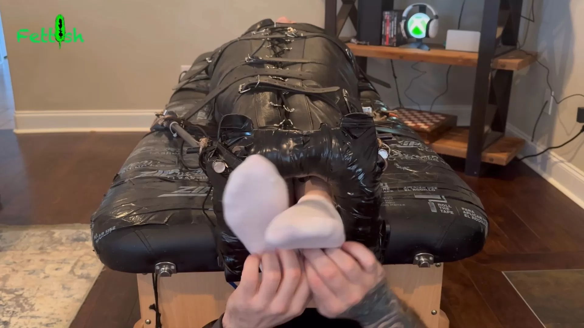 Fettish – The Tickle Table – Amecia 2.mp4_snapshot_04.26.666.webp
