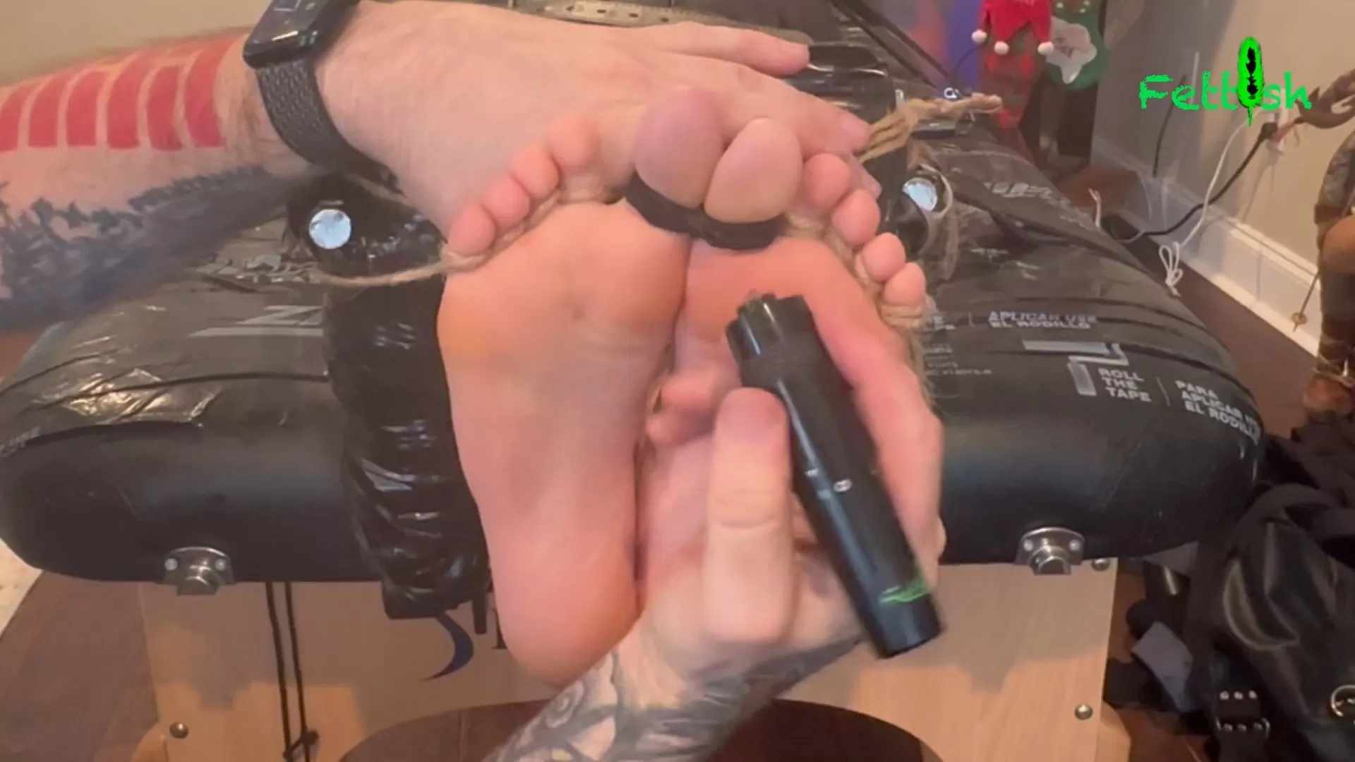 Fettish – The Tickle Table – Paige Erin Turner.mp4_snapshot_15.25.000.webp