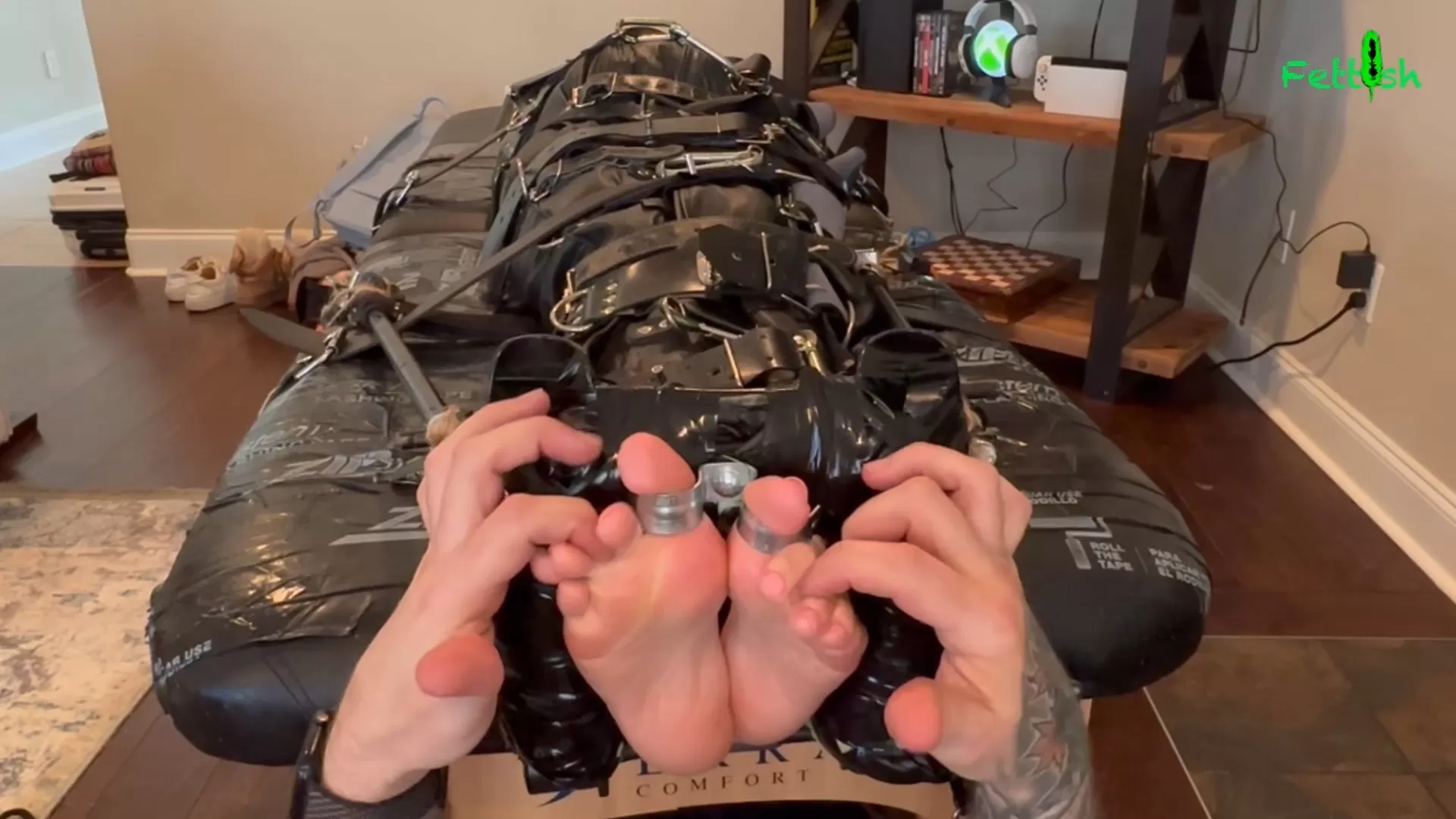 Fettish – No Safeword – Zelda.mp4_snapshot_09.43.333.webp