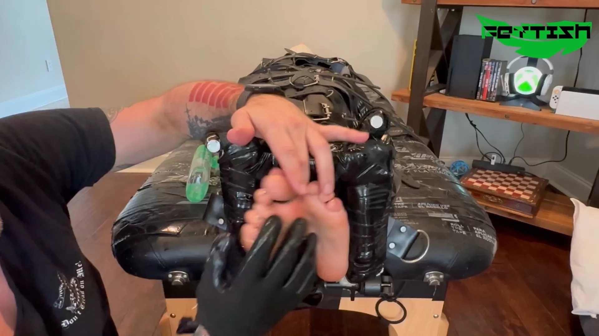 Fettish – No Safeword – Ditria 2.mp4_snapshot_12.55.000.webp