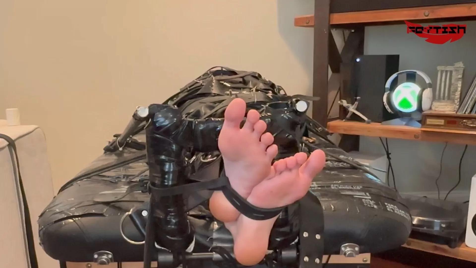 Fettish – No Safeword – Mewchii Fey.mp4_snapshot_04.01.666.webp