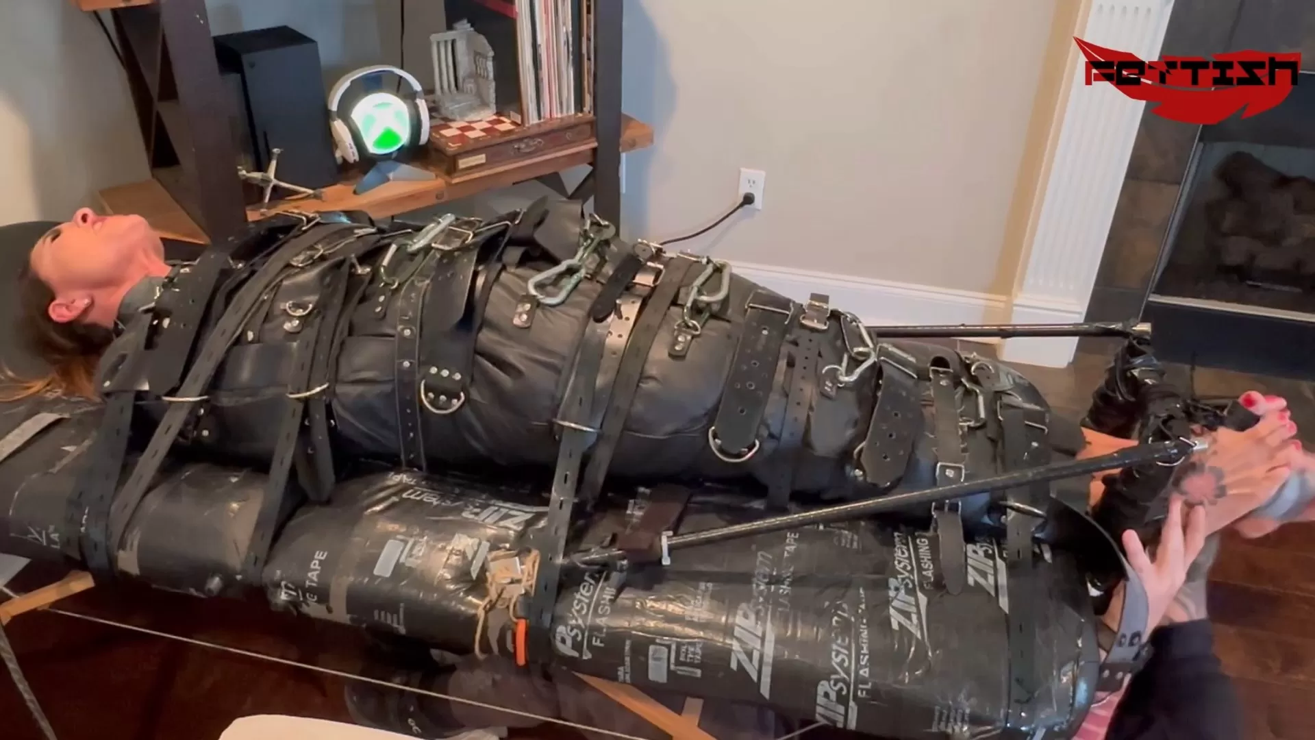 Fettish – The Tickle Table – Carissa Dumond.mp4_snapshot_04.26.666.webp