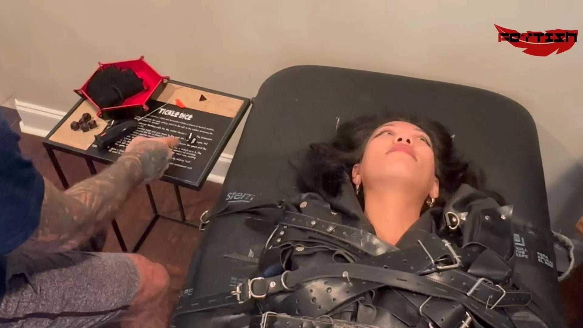 Fettish – Tickle Dice – Miss Mia.mp4_snapshot_08.28.333.webp