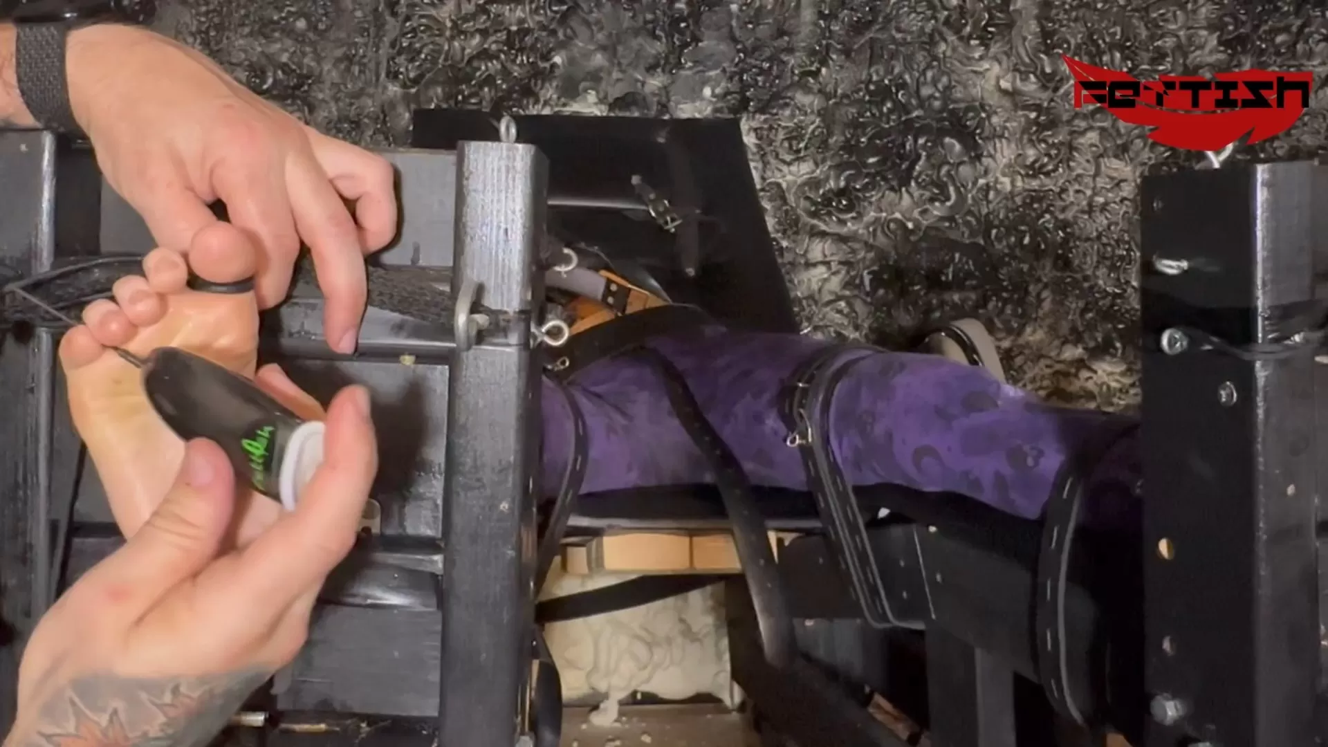 Fettish – Tickle Therapy – Mewchii Fey.mp4_snapshot_15.08.333.webp