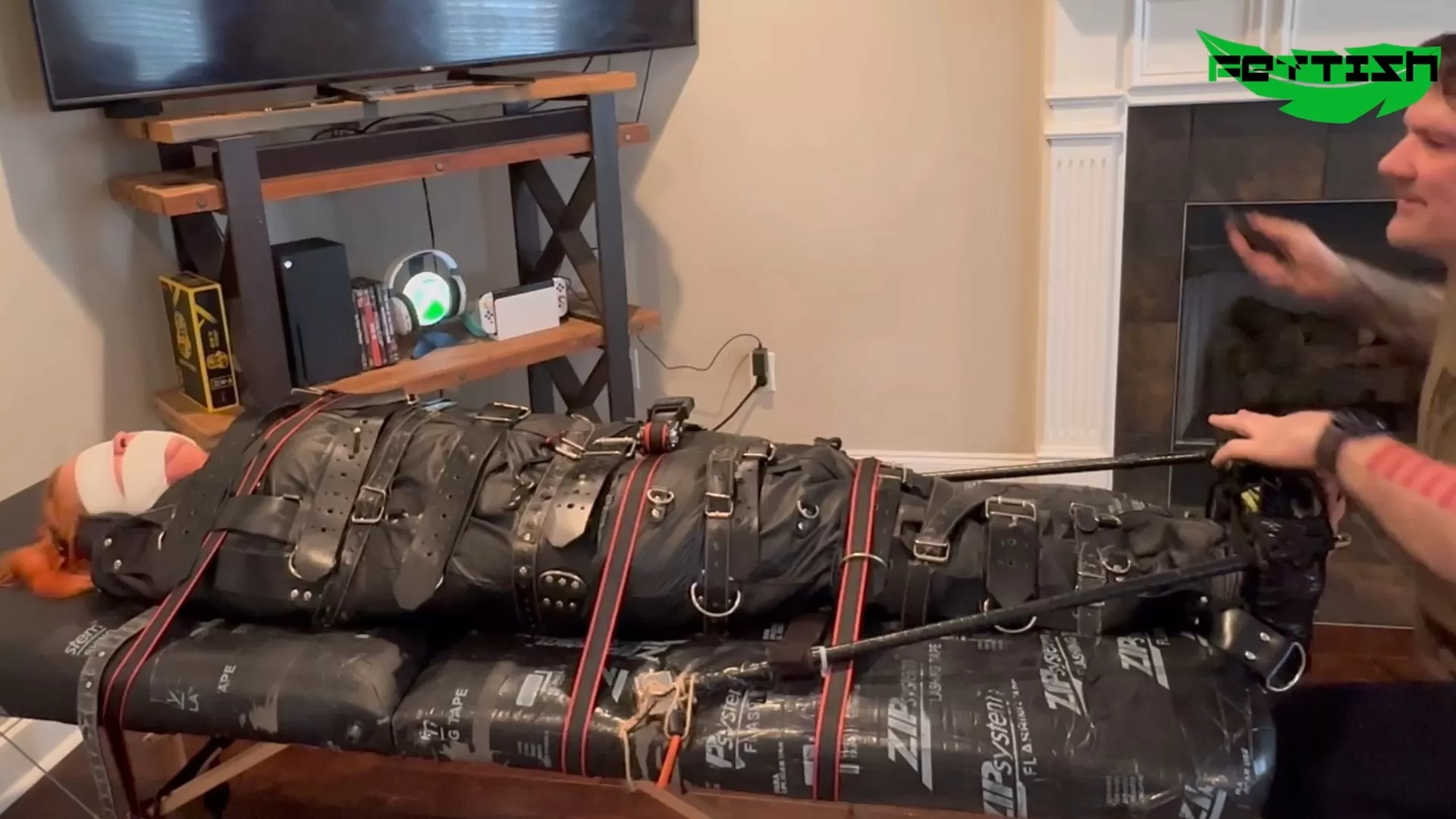 Fettish – Totally Helpless – Sunnie.mp4_snapshot_11.06.666.webp