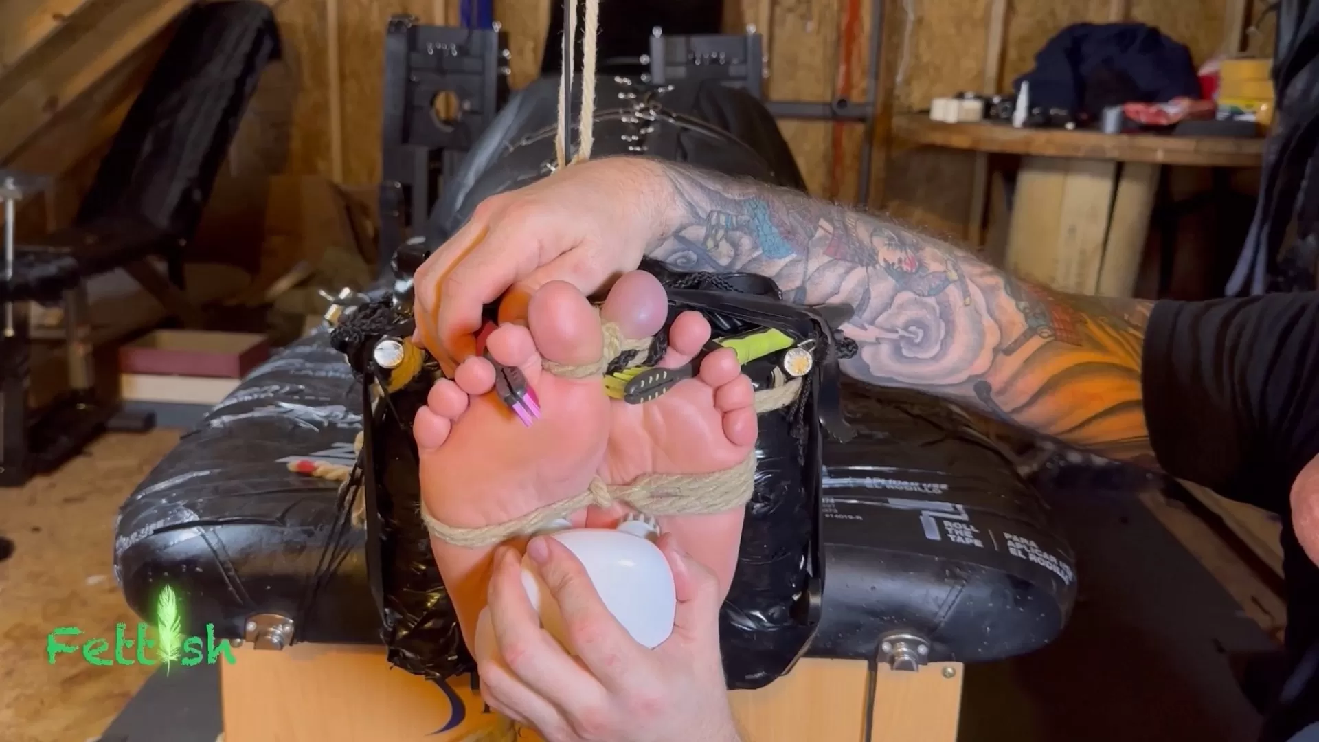 Fettish – Ticklegasm Compilation.mp4_snapshot_17.38.966.webp