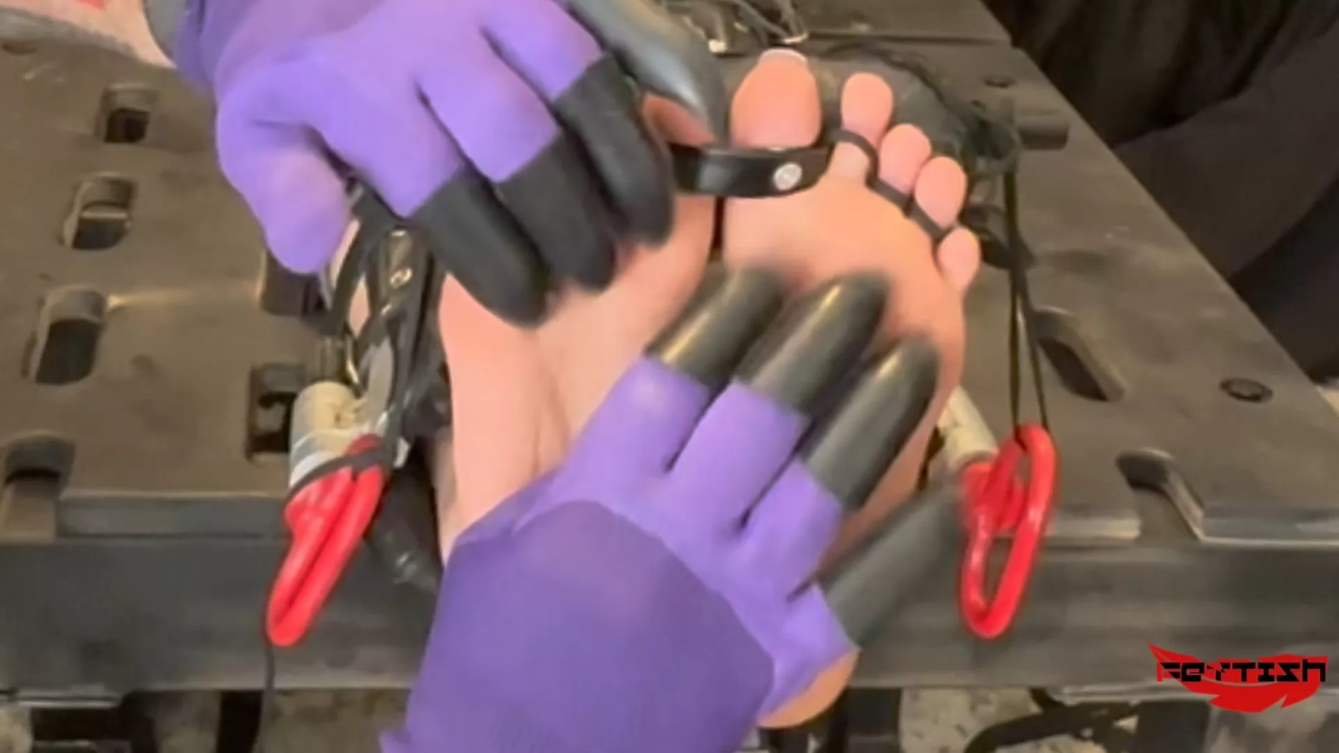 Fettish – The Terror Table – Miss Mia.mp4_snapshot_13.45.000.webp