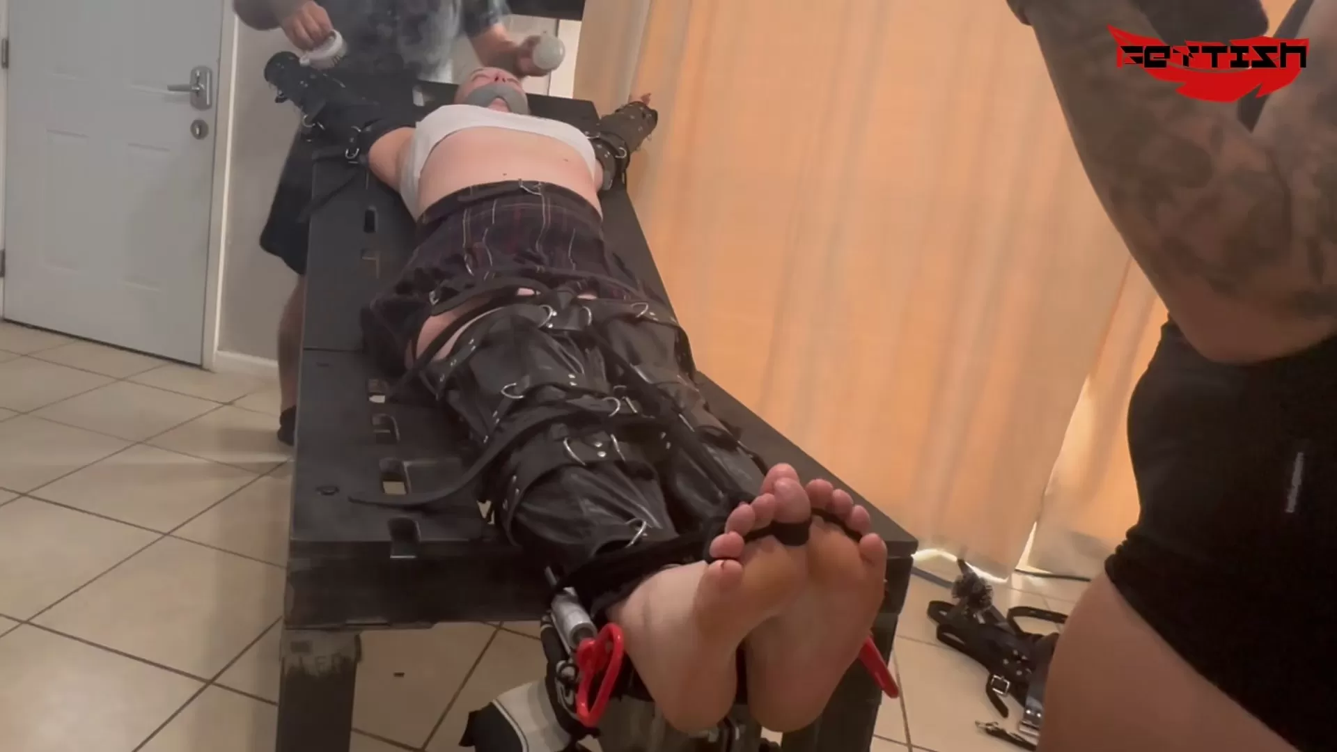 Fettish – The Tickle Table – Lil Missy UK.mp4_snapshot_12.21.666.webp