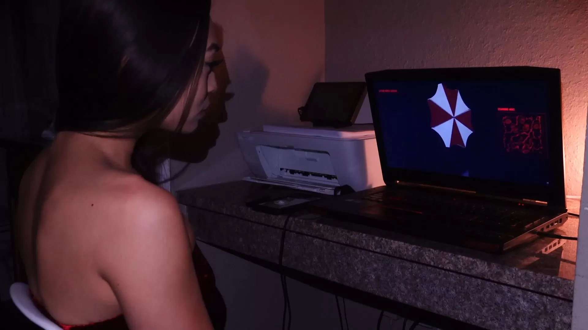 TheTickleRoom – Ada Wongs Interrogation Pt 1.mp4_snapshot_00.41.741.webp