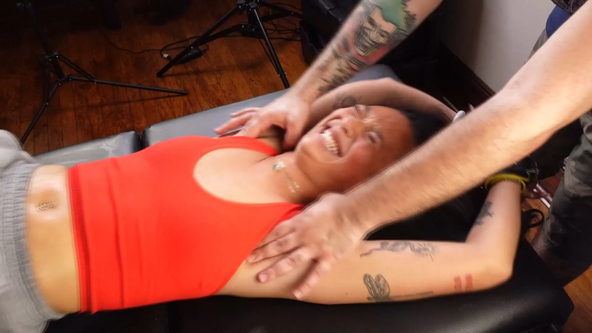 TheTickleRoom – Mei Meis Hyper Sensitive Upperbody.mp4_snapshot_04.52.325.webp