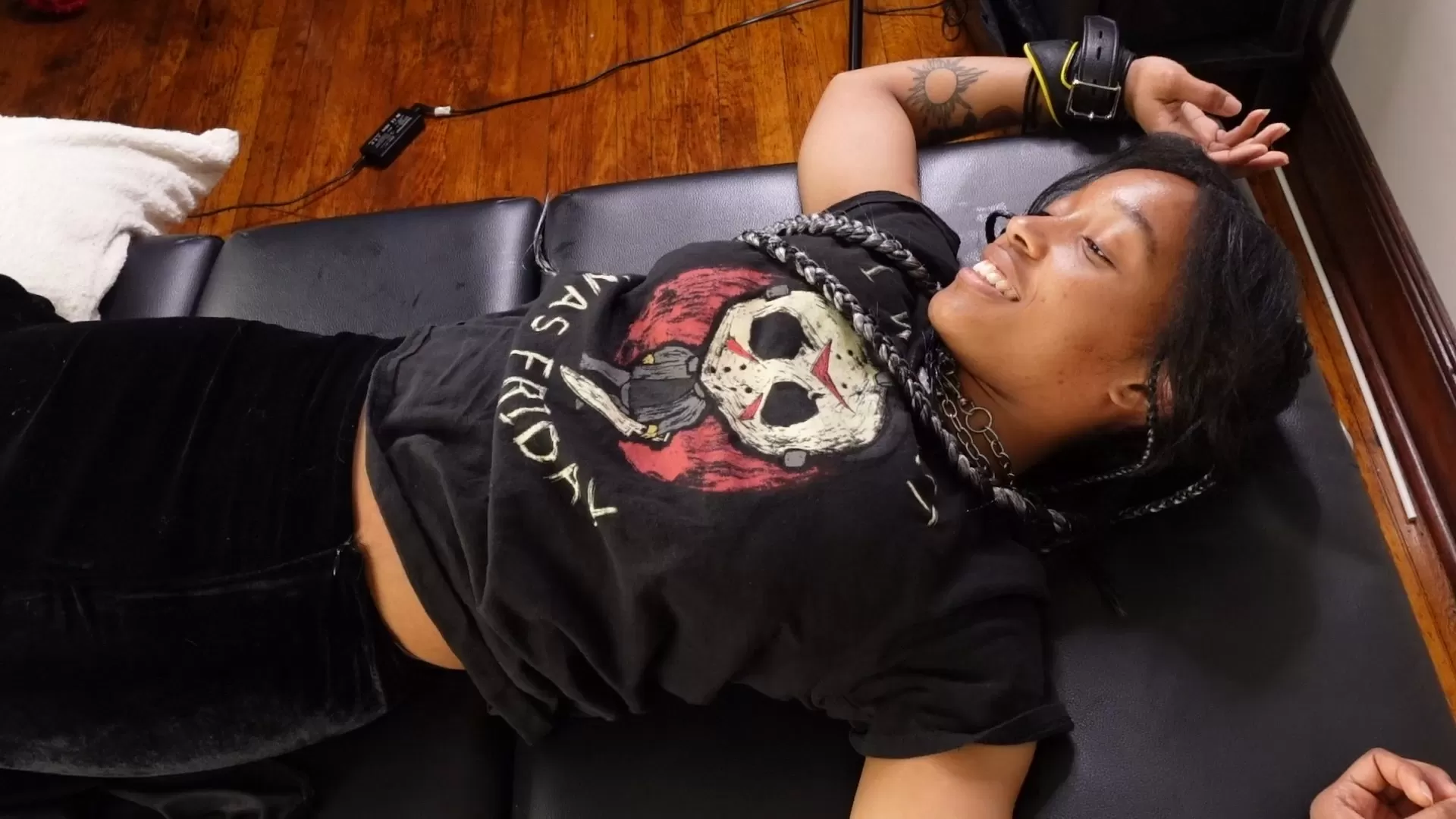 TheTickleRoom – Shy Goth Alyx Audition “You Can’t Hold It In Now”.mp4_snapsh.webp