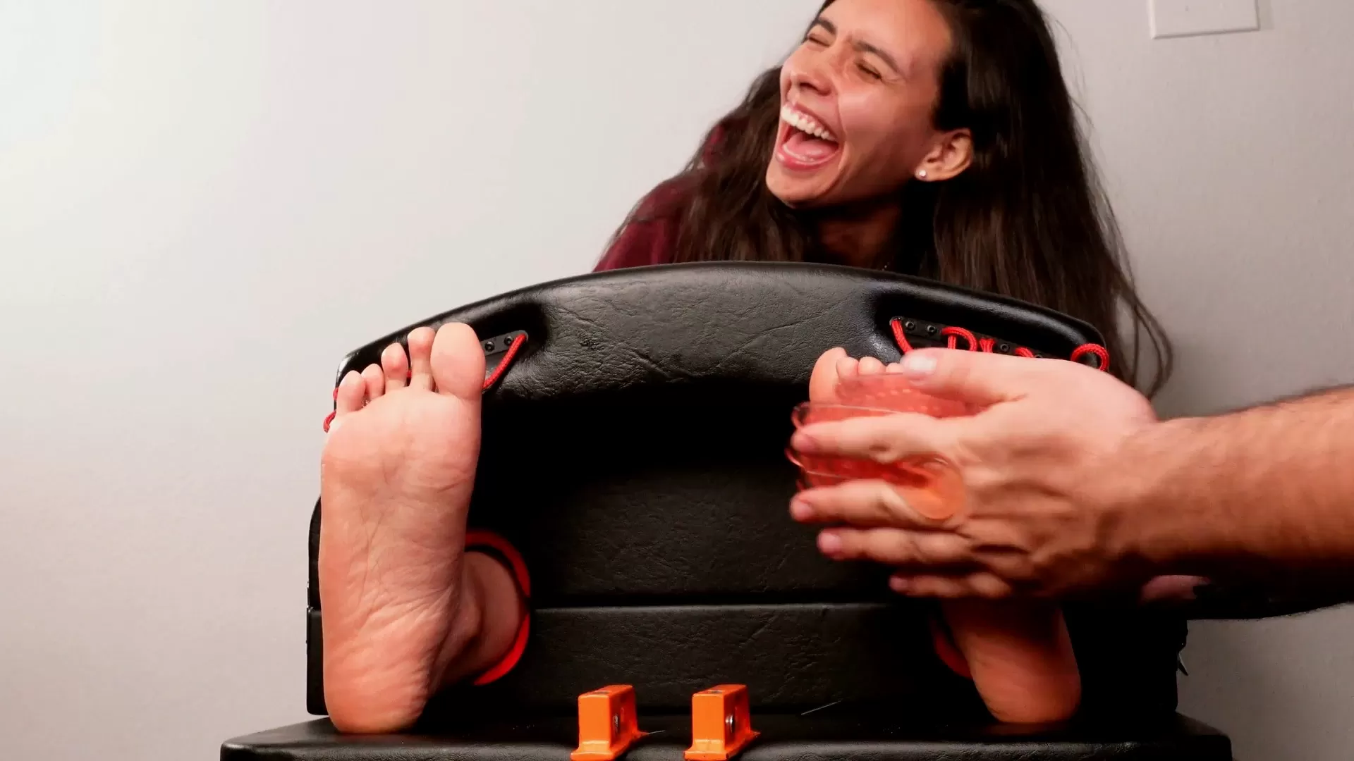 TheTickleRoom – Still Ticklish Toes Marylou!.mp4_snapshot_05.02.335.webp