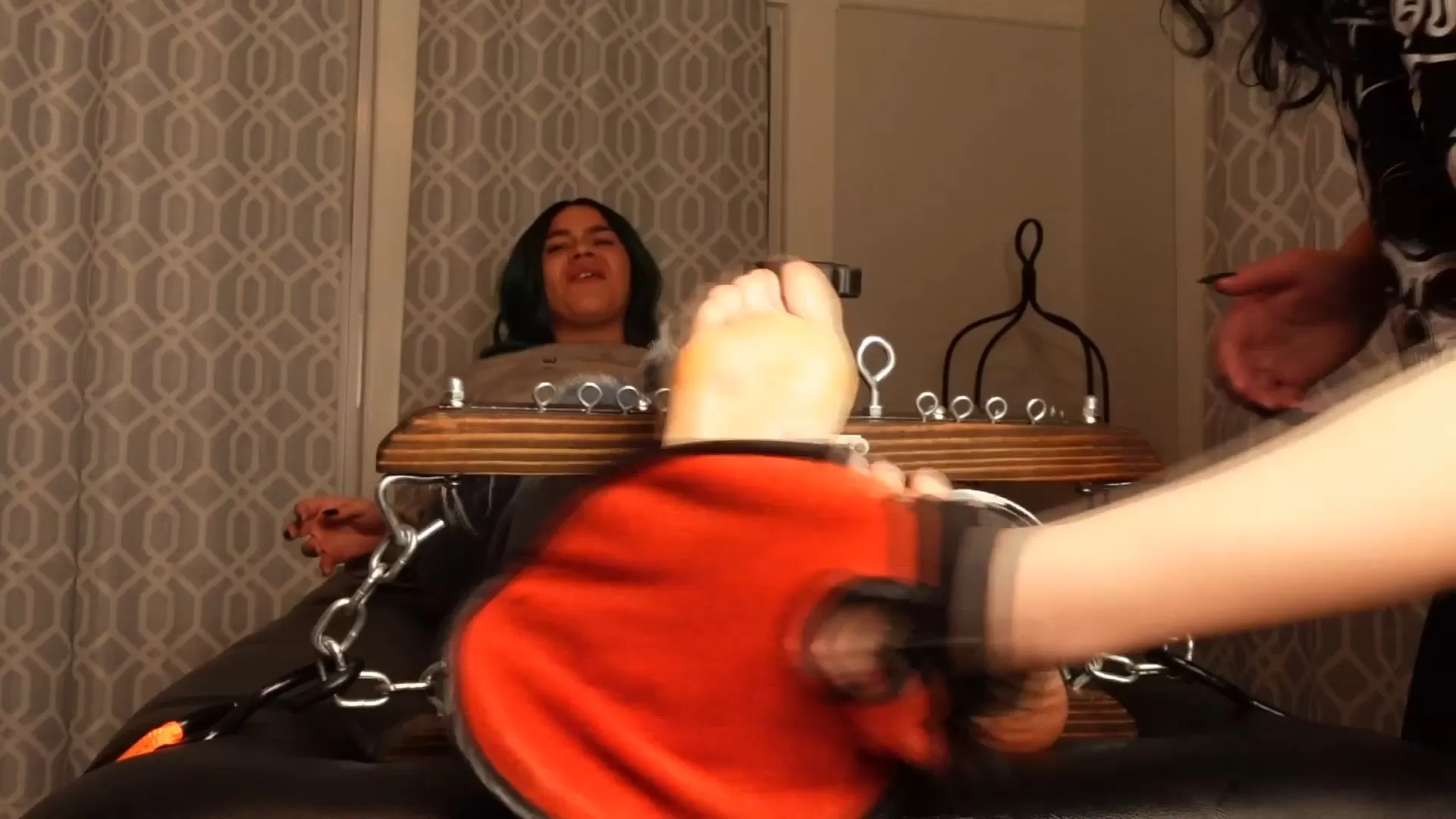 TheTickleRoom – Tabbie On Sakura!.mp4_snapshot_11.33.998.webp