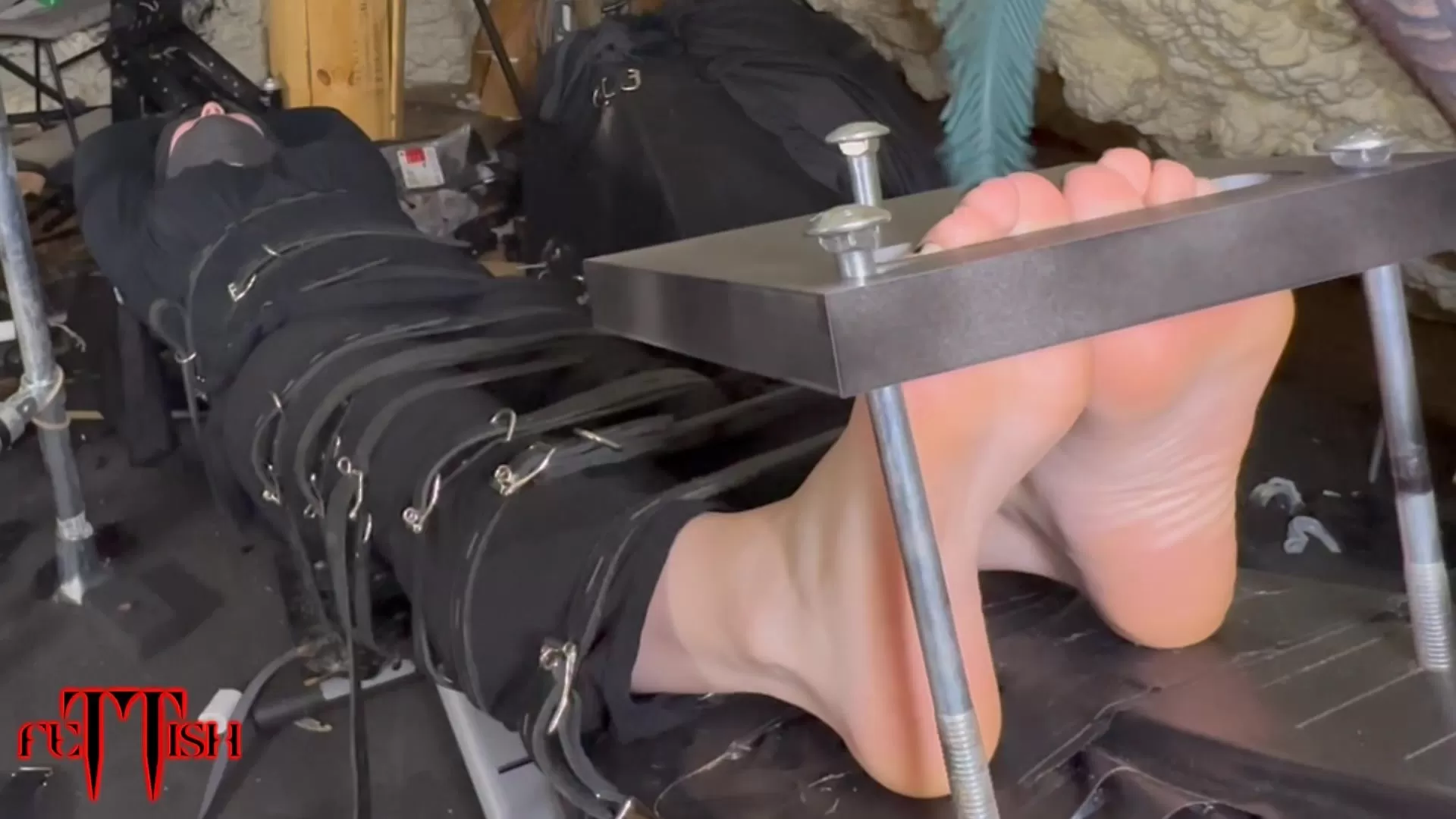 Fettish – Bench Press – Amecia.0003 - 00-02-46.webp