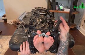 Fettish   The Tickle Table   Zelda