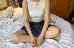 清纯害羞的少女白袜tk