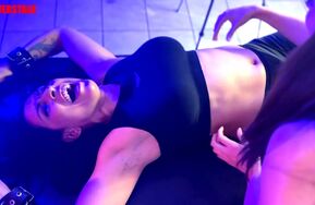 【在线播】Perverstage   Don t touch Monserrat s belly button or she break of laughing (Custom)